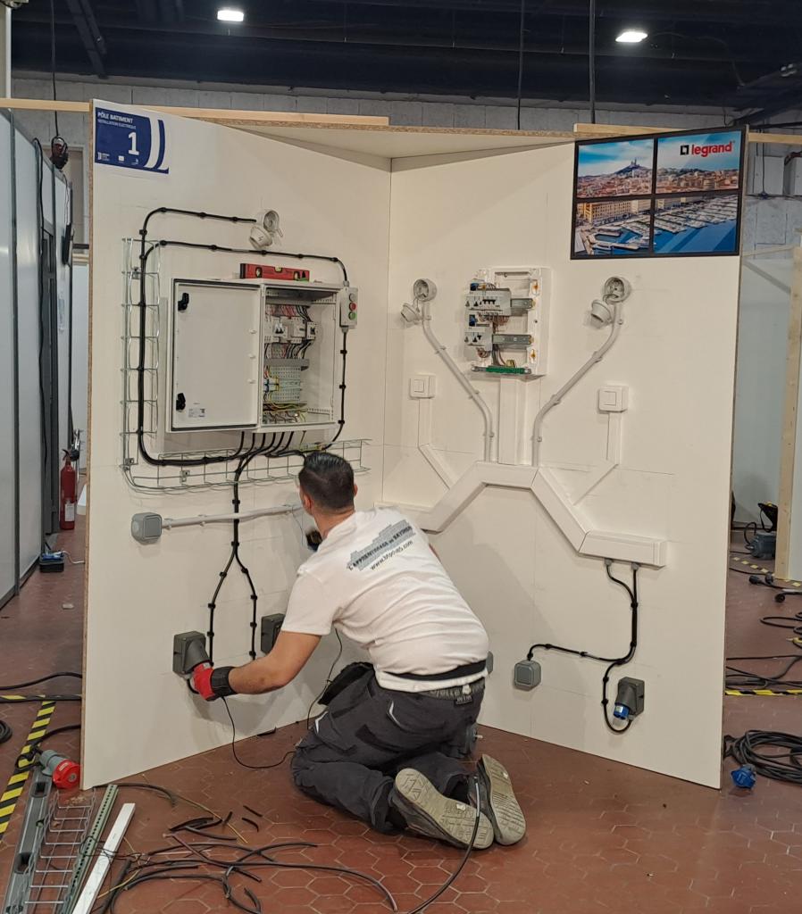 Swann CLAMART compétition WorldSkills Régional mars 2025 - médaille d'or installation électrique