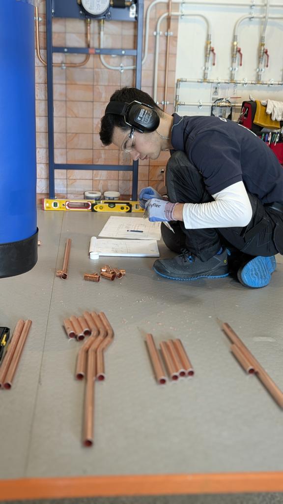 Pierre BULTEAU, médaillé d'or en plomberie chauffage WorldSkills Marseille 2025